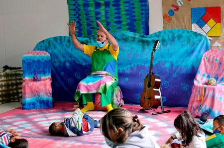 4 obras mágicas que llegaron a jardines y teatros