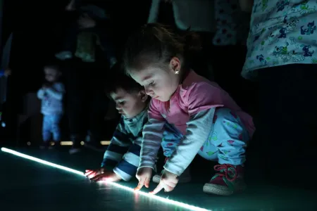 Rayito el laboratorio artístico para la primera infancia en la Cinemateca