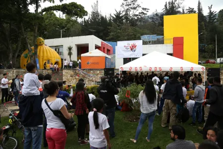 Conmemoración 12 de Febrero – Día Internacional de las Manos Rojas