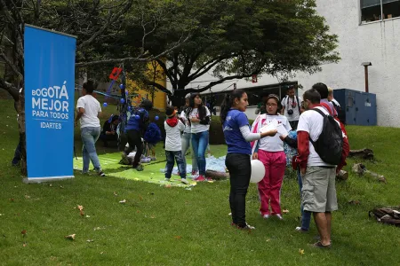 Conmemoración 12 de Febrero – Día Internacional de las Manos Rojas