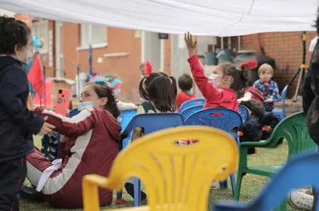 4 obras mágicas que llegaron a jardines y teatros