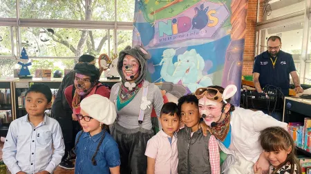 Rá ta tan visita la  Biblioteca El Tunal 