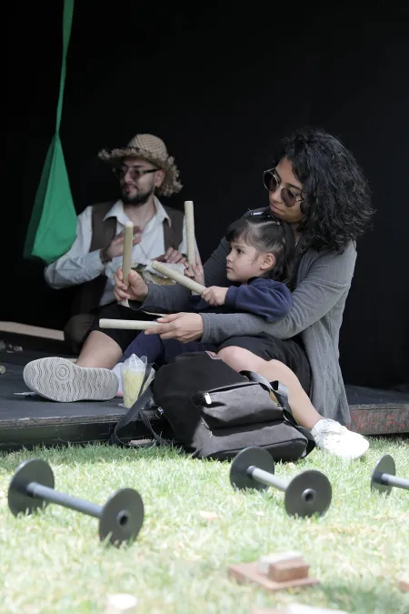 Nidos en Lectura bajo los árboles