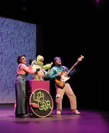 Alimal y Uh-Gar en el Teatro el parque 