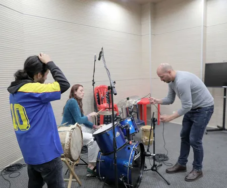 Así crean música los artistas formadores de Nidos