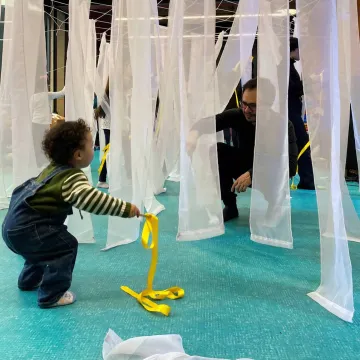 niño en experiencia