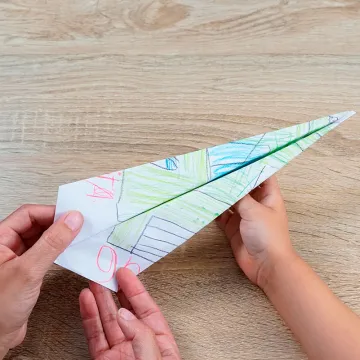 Un avión de papel